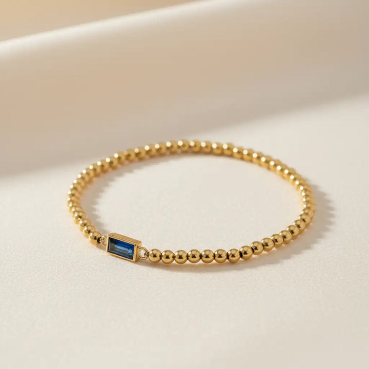 Detalle de la birthstone en la pulsera
