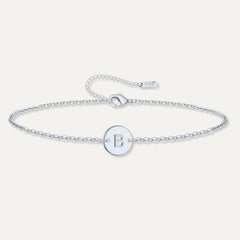 Pulsera inicial Liora Madrid en caja regalo