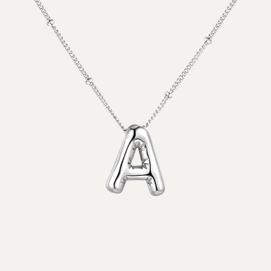 Bubble initial necklace - clasp detail (28)