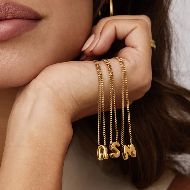 Collar de Iniciales Bubble con Piedra de Aniversario