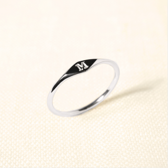 Anillo Sello de Inicial en plata